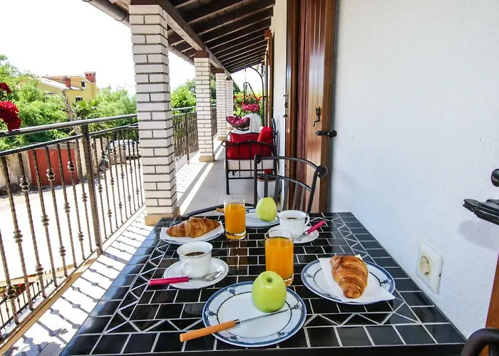 アパート Dori ポレッチ